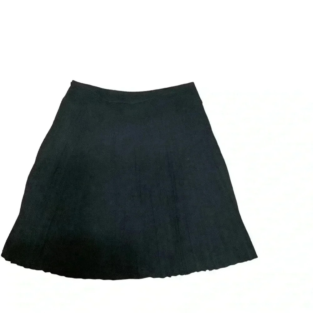 Amanda Smith skirt